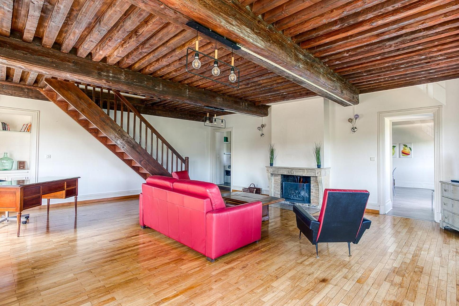 Sejourner Au Chateau De La Roue Grand Appartement Lissieu المظهر الخارجي الصورة